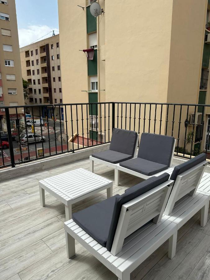 Malaga Inn Apartaments Exterior photo